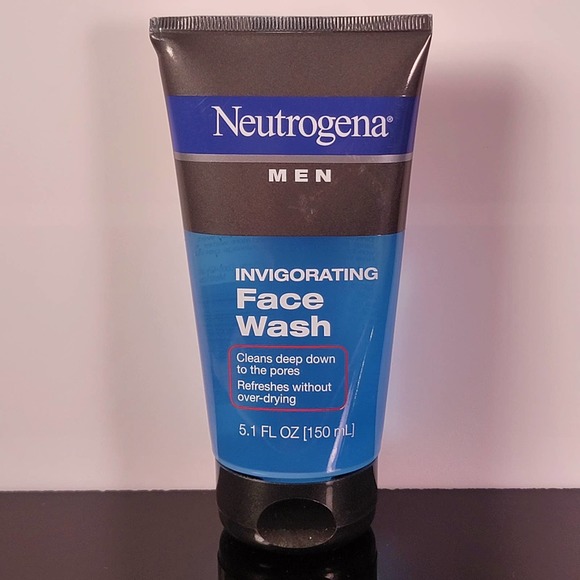 Neutrogena Grooming Neutrogena Invigorating Face Wash Daily Foaming